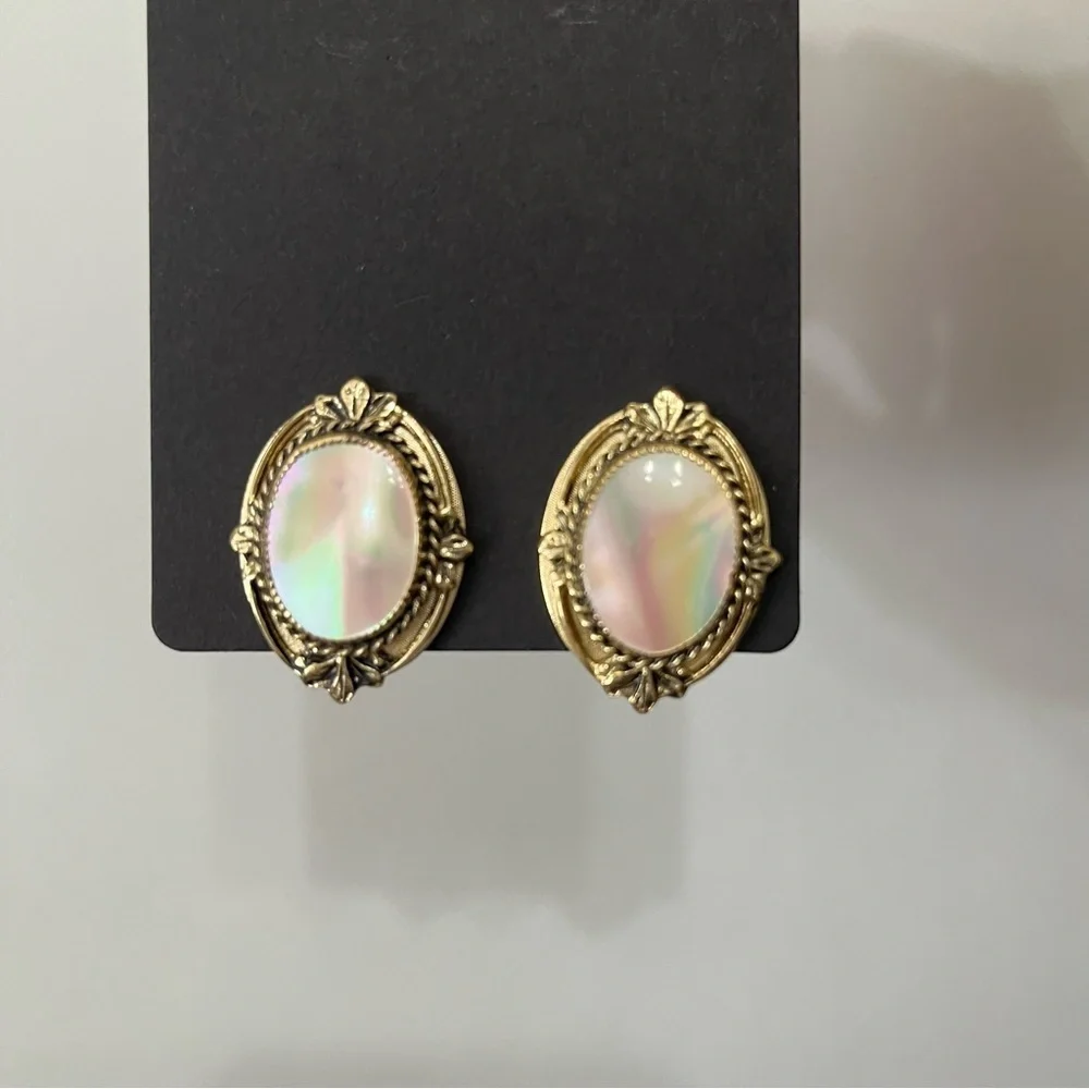 Vintage Whiting & Davis Iridescent Gold Tone Clip On Earrings
